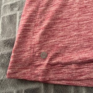 Lululemon burgundy tank sz 8 with zippered pocket